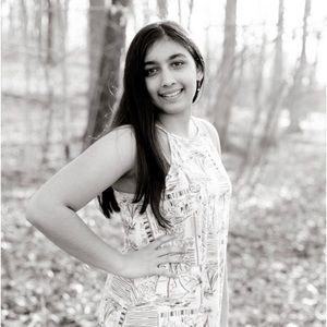 Meet your Posher, Ayla